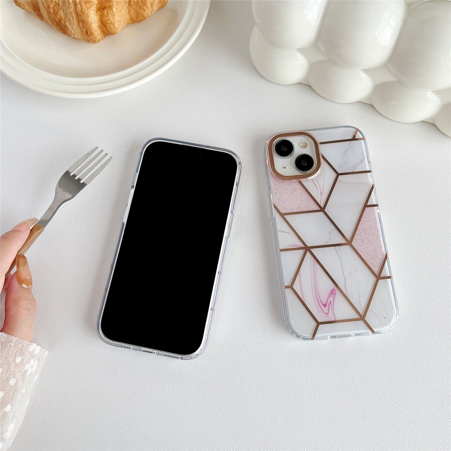 Luxe iPhone 15 Cover (Geo Pink)