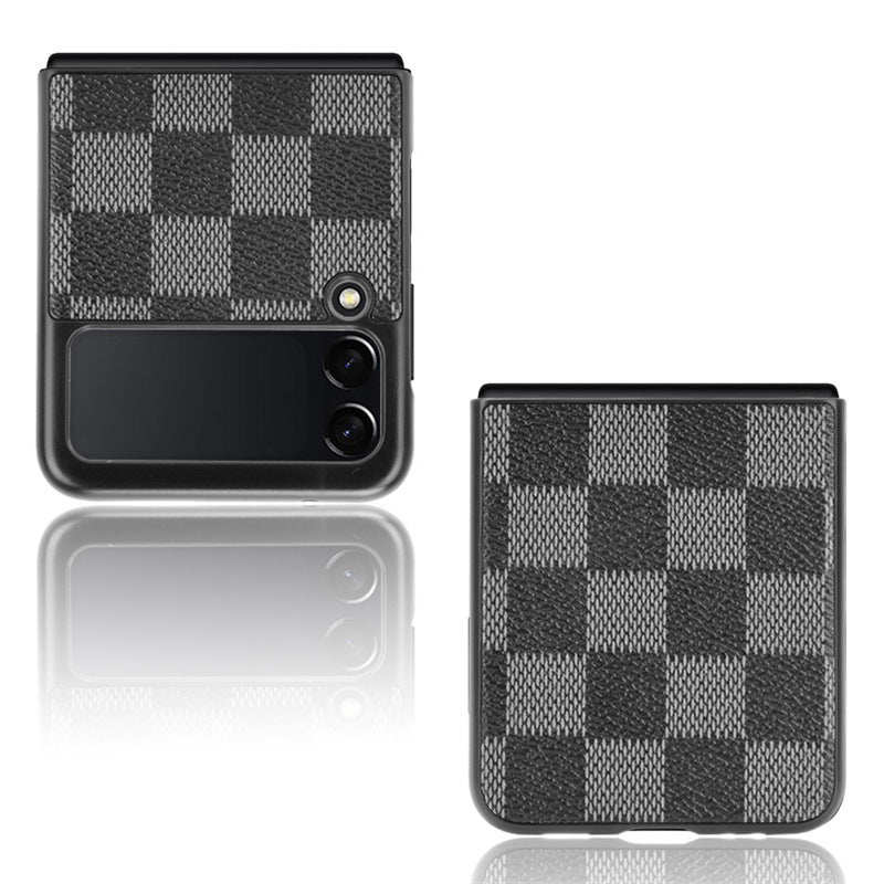 Samsung Galaxy Z Flip 4 Case : Black Checks