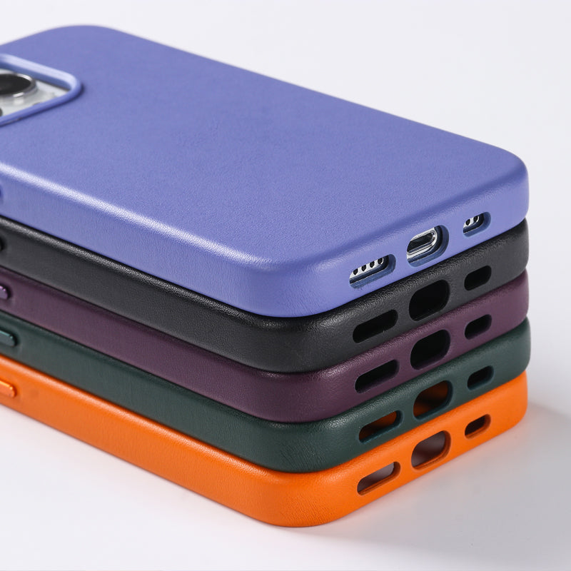 iPhone 15 Pro Max Leather Magsafe Case : Cosmic Black