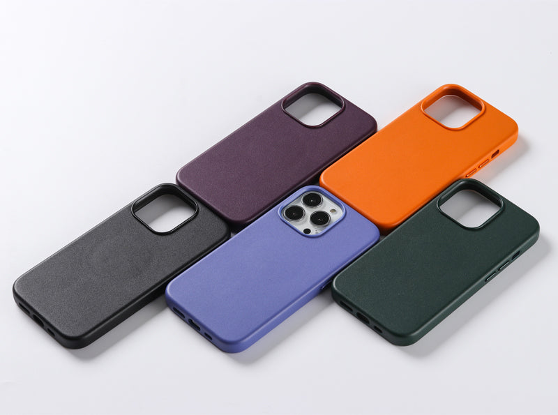 iPhone 14 Pro Max Leather Magsafe Case : Royal Purple