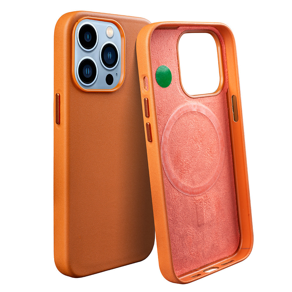 iPhone 15 Leather Magsafe Case : Berry Orange