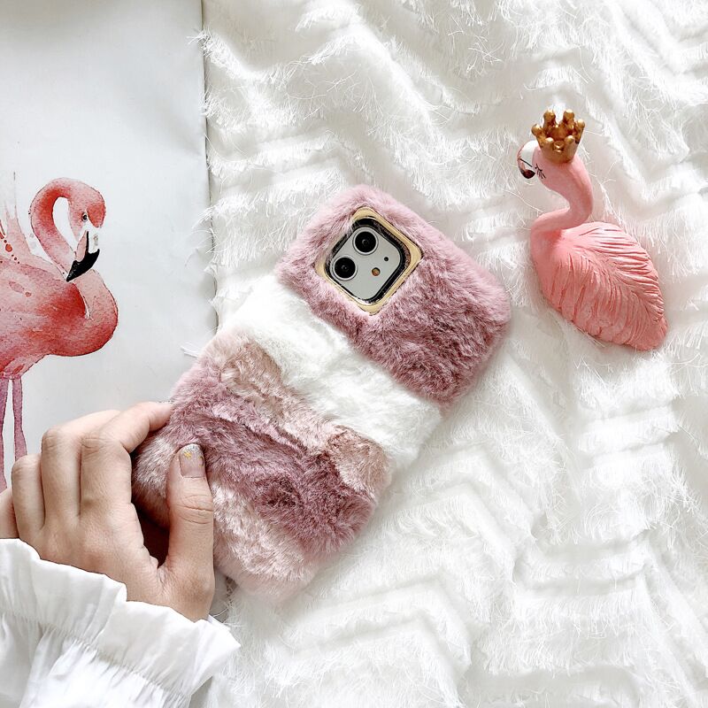 iPhone 13 Case : Soft Pink Fur