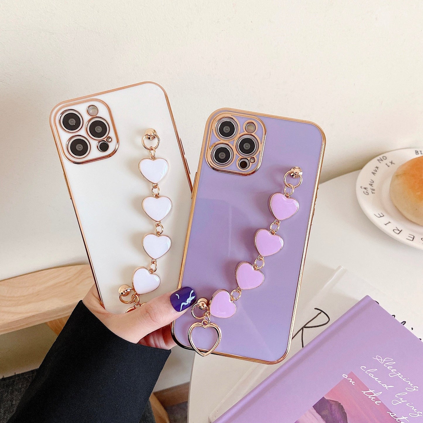 Premium iPhone 13 Pro Case : Lavender Hearts Holder