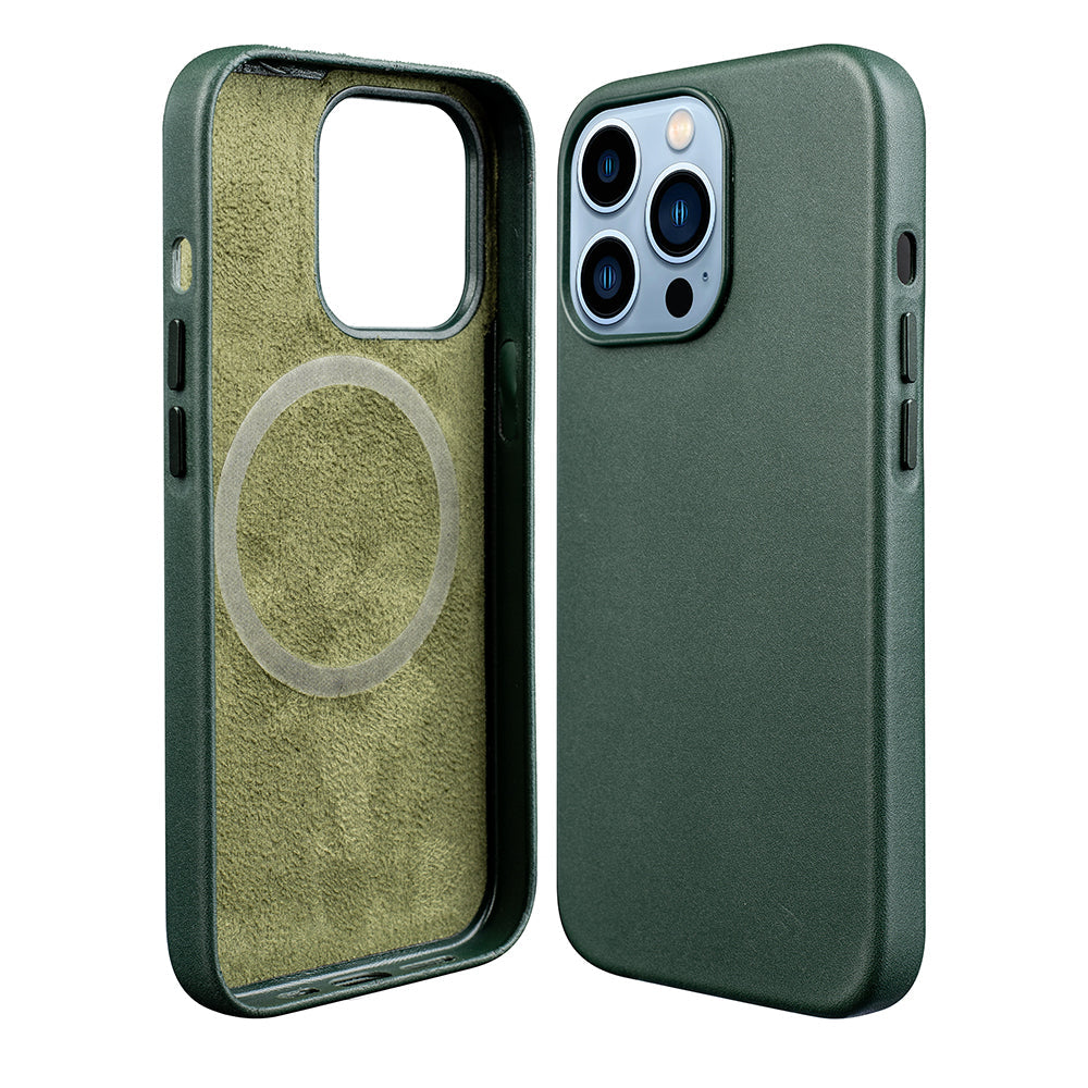 iPhone 15 Leather Magsafe Case : Forest Green