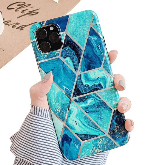 iPhone 13 Pro Case : Funky Blue